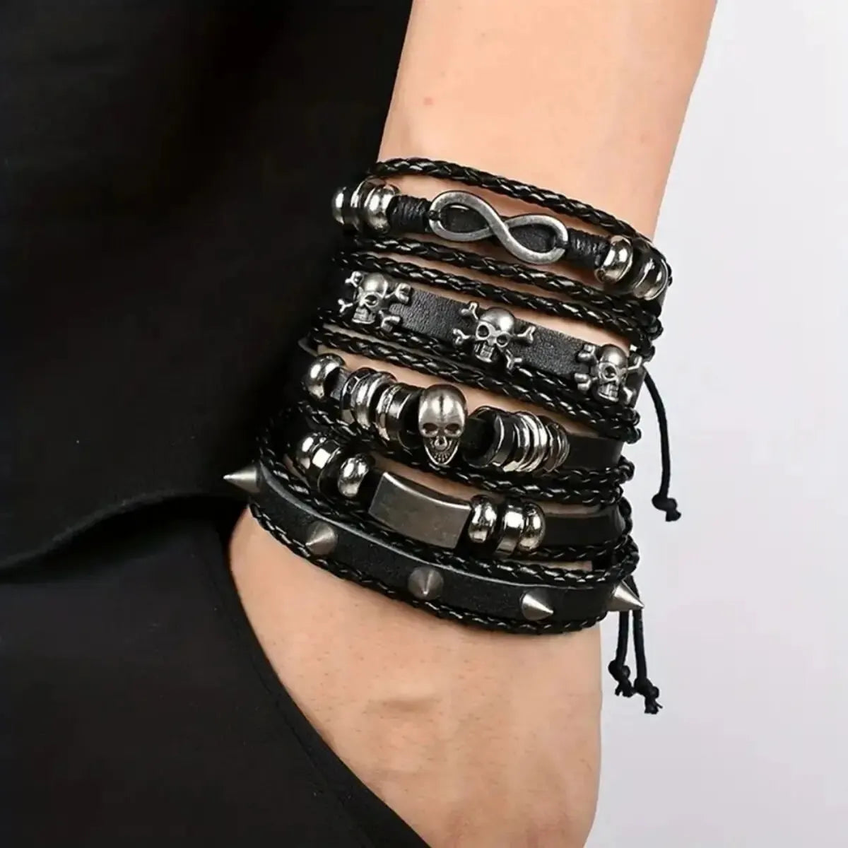 Juego de pulsera estilo punk